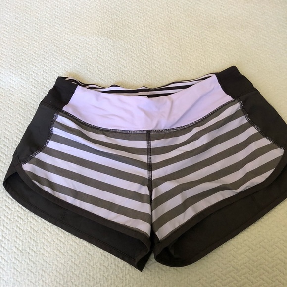 Lululemon speed short size 4 - Picture 2 of 4